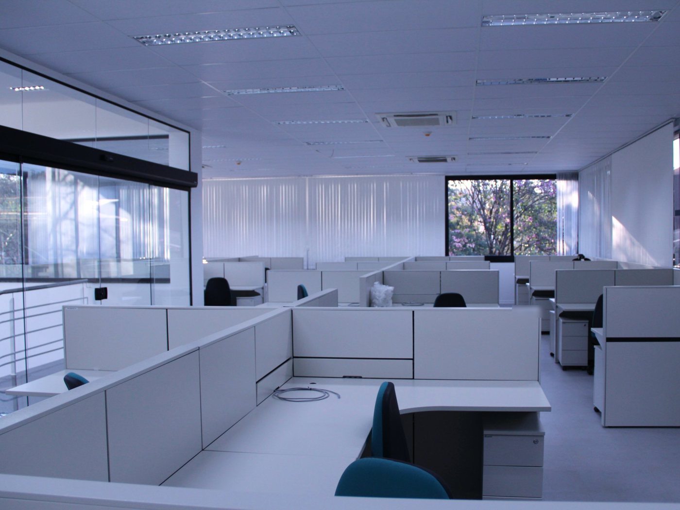 Escritório interno do prédio da Engenharia Técnica